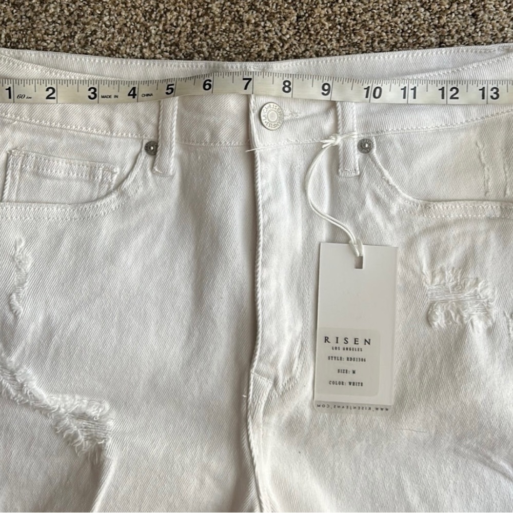 NWT Risen destroyed denim shorts - Picture 6 of 9